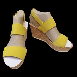 NEW Nine West Vibrant Yellow Suede Wedge Sandals Size 9